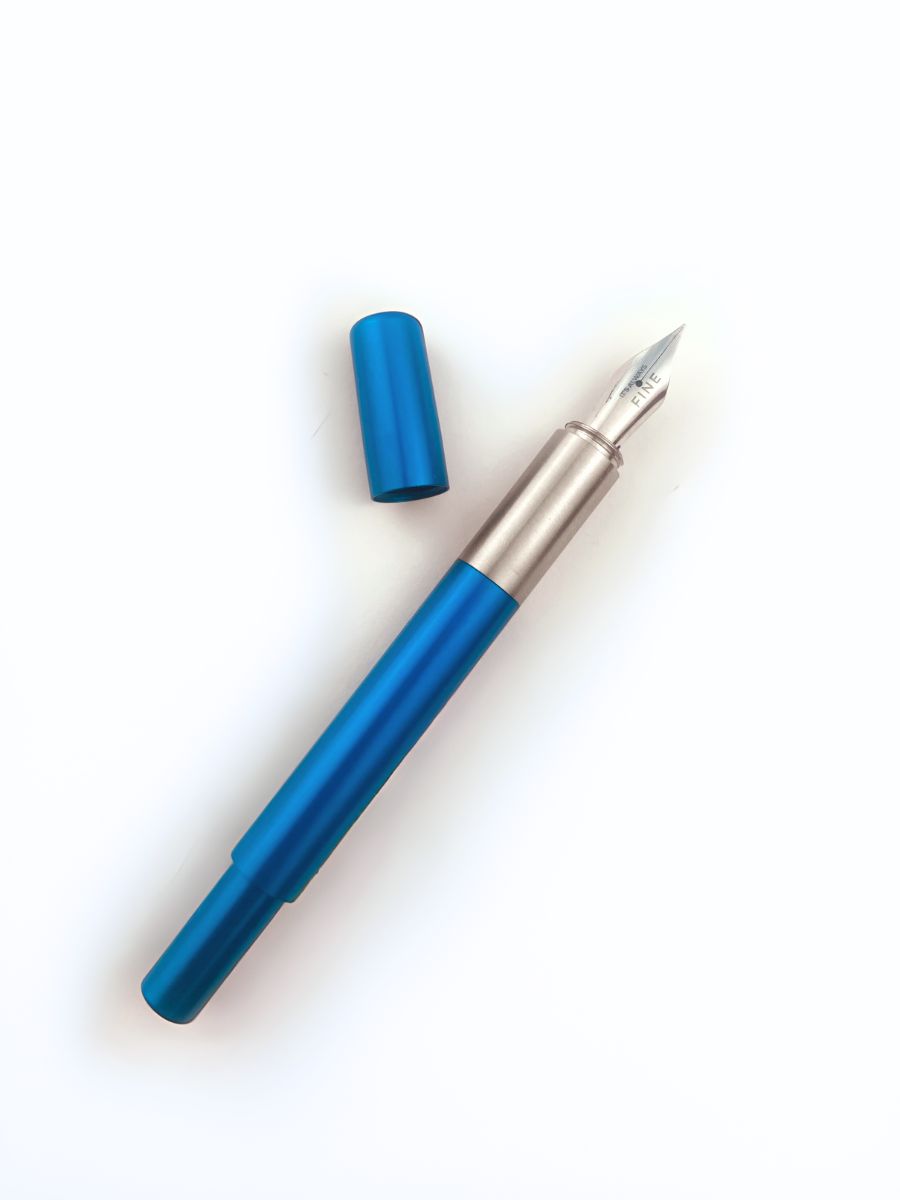 L130 Fountain Pen - Azure Blue