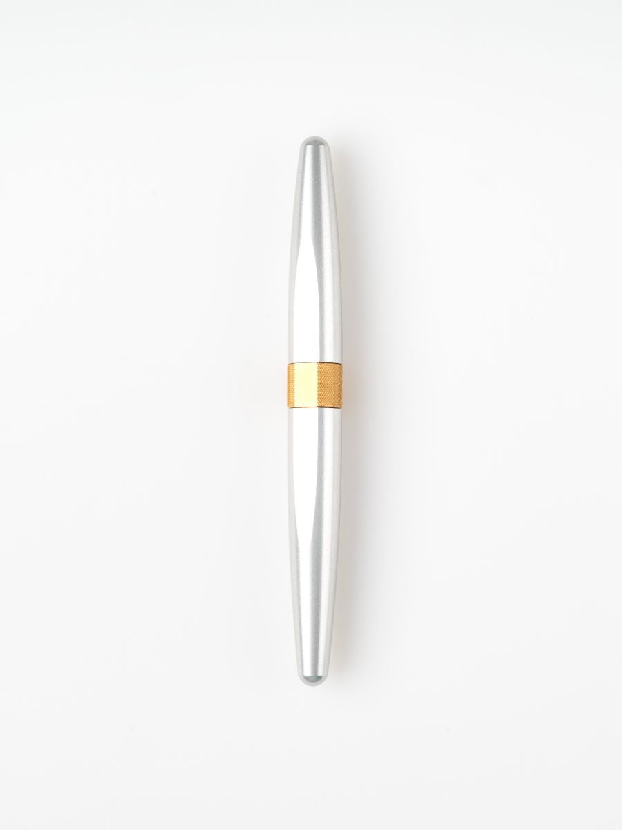 R615 Fountain Pen - Silver and Gold