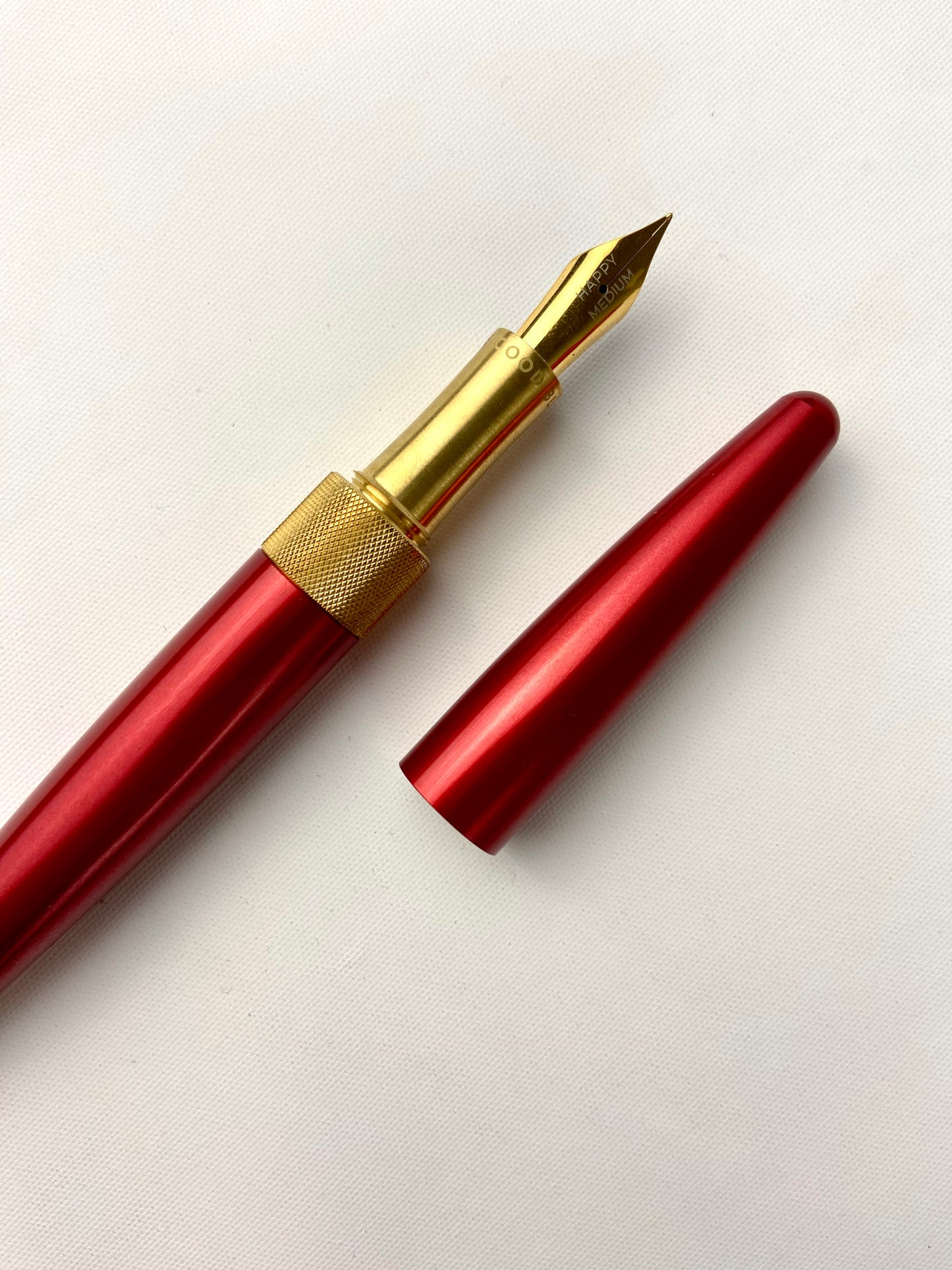 R615 Fountain Pen - Red Shift