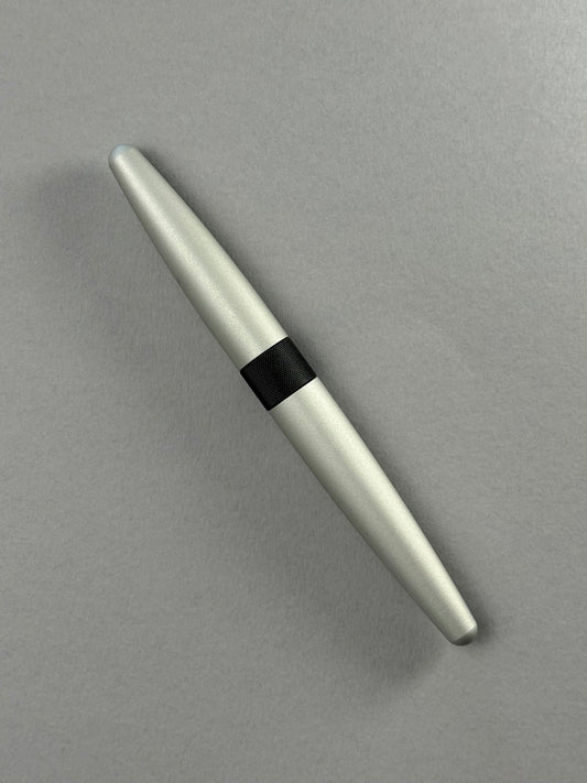 R615 Fountain Pen - Super Matte SIlver