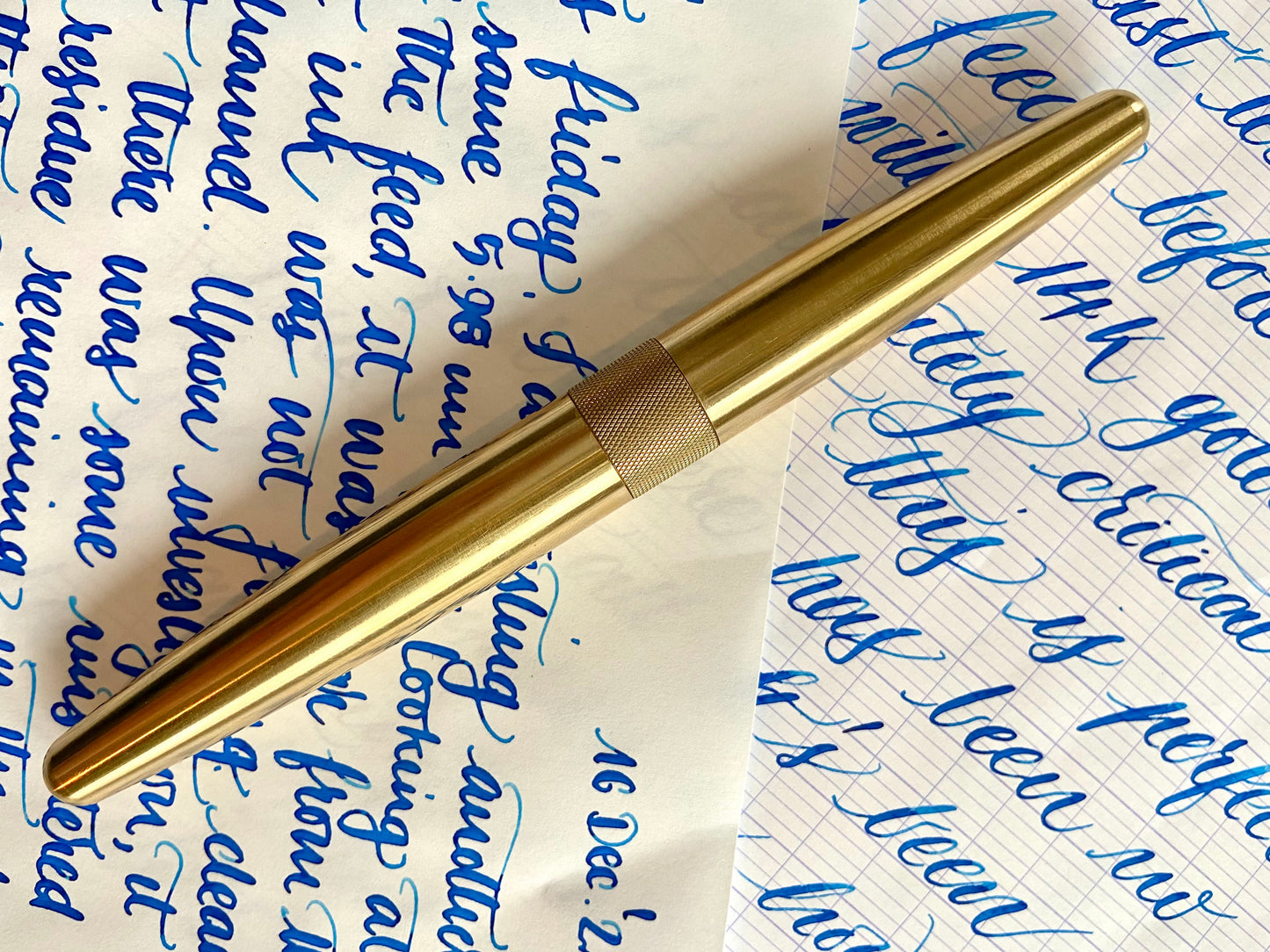 R615 Fountain Pen - Brass 1/1