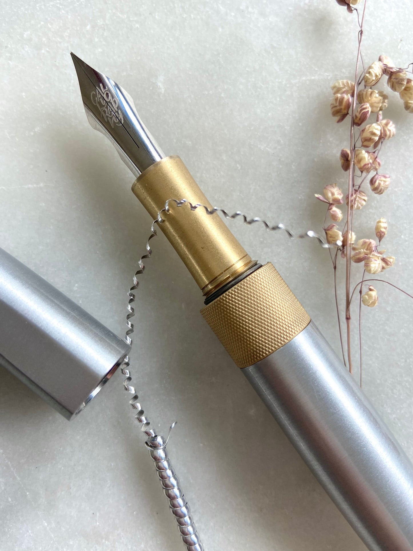 R615 Fountain Pen - The Raw Series - Brushed